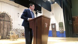 Prieto da el pistoletazo de salida de las Fiestas de San Isidro de Miguel Esteban con un sentido y profundo pregón 2 Prieto da el pistoletazo de salida de las Fiestas de San Isidro de Miguel Esteban con un sentido y profundo pregón