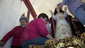 Huete. Santa Quiteria ya está en su carroza 2 santa quiteria en la carroza