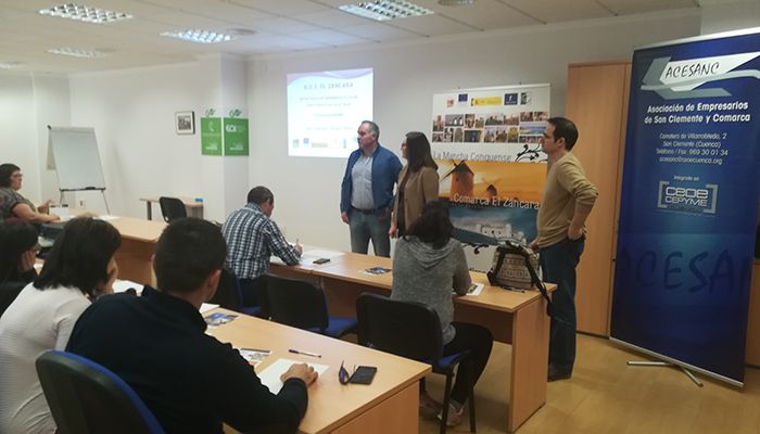 ACESANC y ADI Záncara reúnen a cerca de 30 empresas para convoer las ayudas del programa Leader