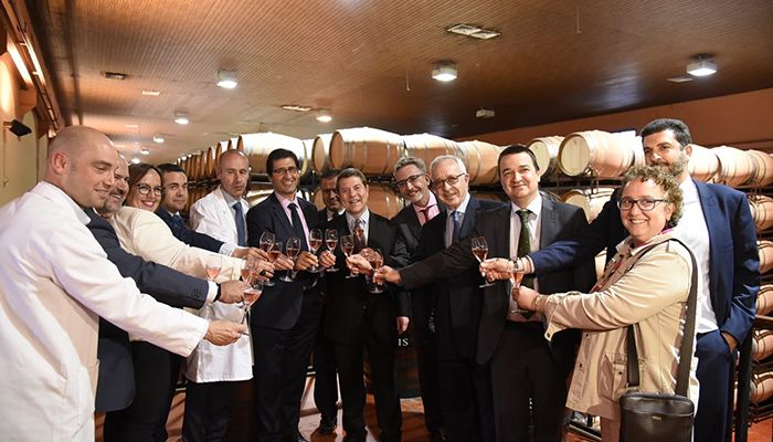 Castilla-La Mancha ha incrementado en un seis por ciento la facturación en las exportaciones de productos vínicos, superando su propio récord