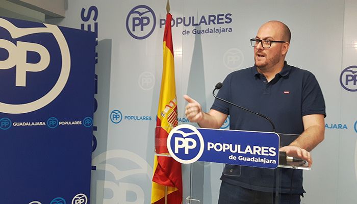Castillo exige a Sánchez un Gobierno con las ideas claras y sin doble mensaje sobre el independentismo