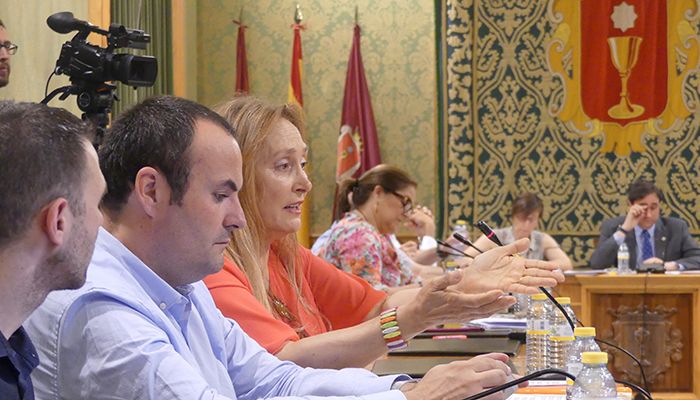 Cs Cuenca muestra su “decepción” con la gestión de Mariscal, al que reprochan “vender ilusiones” que no ejecuta