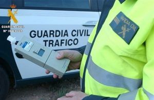 Detienen a un conductor en Guadalajara de récord sin carnet, borracho y con cuatro drogas en sangre