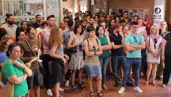 El 62,8 por ciento de los llamados a ocupar una de las 923 plazas a Secundaria y FP han participado en la mañana de hoy en el proceso de oposición