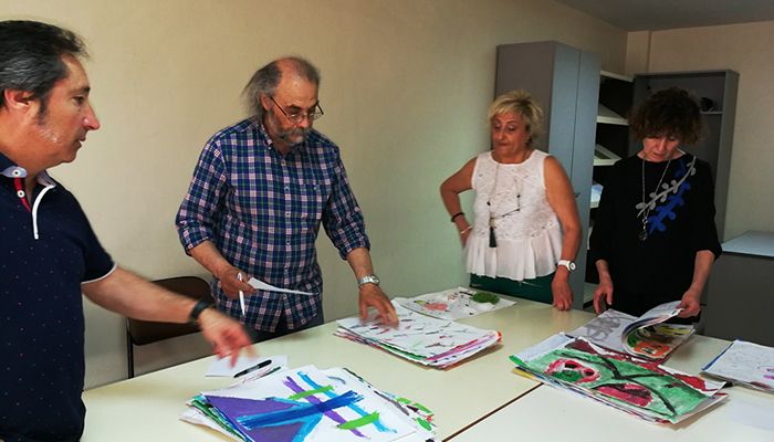 Entrega de obsequios del concurso de pintura contemporánea organizado por Cuenca Abstracta