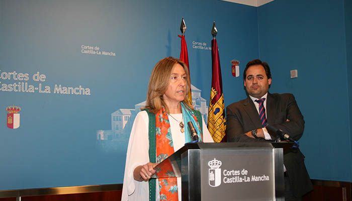 Guarinos pregunta si los empleados públicos tendrán que pagar el pacto de la traición de Sánchez y Page con independentistas y los que respaldan a ETA