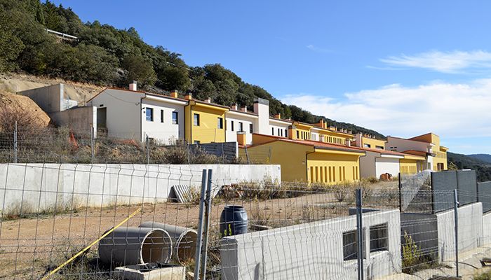 Huete afea a la Junta que ofrezca diez veces menos de fondos que la Diputación para terminar la residencia de Beteta