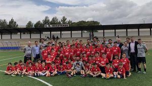 Raúl Albiol presenta en Iniesta su primer Campus de Verano
