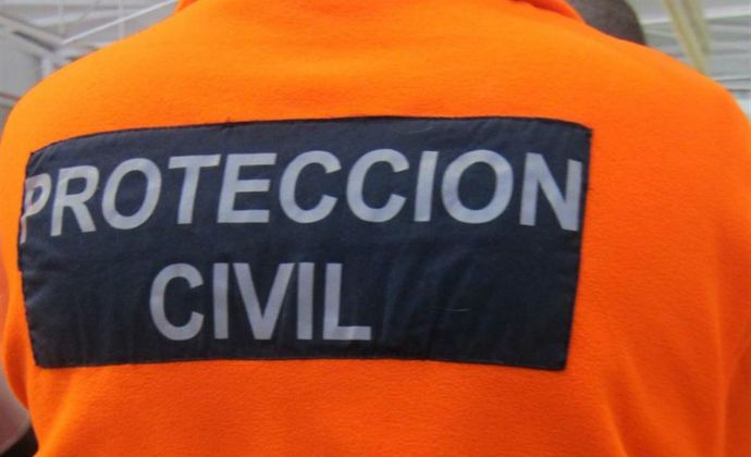 Rescatadas en Quintanar del Rey dos mujeres y una niña atrapadas en su vehículo en una noche de tormentas e inundaciones