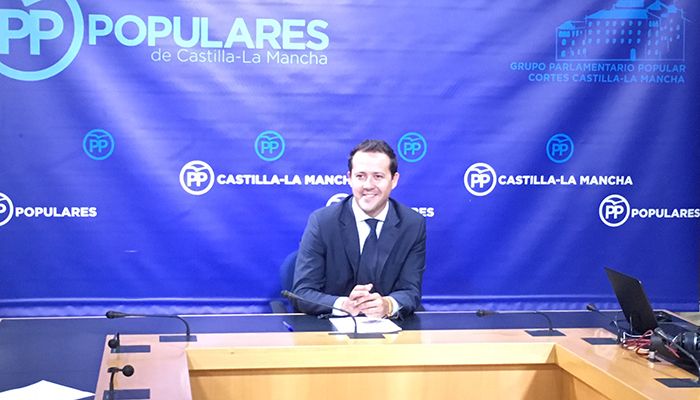 Velázquez avisa de que este puede ser el peor verano en materia de atención sanitaria en la región por la nefasta gestión de Page