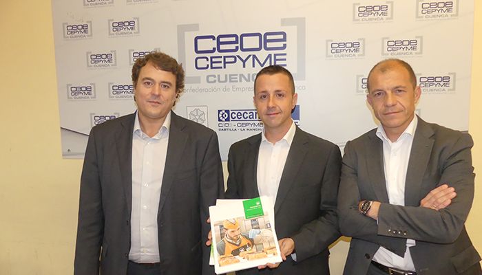 CEOE-Cepyme Cuenca recibe la memoria anual de Mercadona de parte de su director provincial