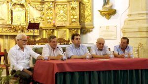 Doménech elogia al pueblo de Villares del Saz y a su Ayuntamiento por valorar su legado patrimonial y sus personajes ilustres