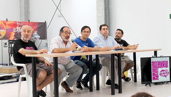 Doménech felicita a la organización de la VIII Feria Internacional del Cómic de El Provencio por su nuevo éxito