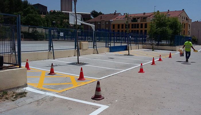 El Ayuntamiento de Brihuega habilita un nuevo aparcamiento en la explanada de los centros educativos, a la entrada del municipio 1 El Ayuntamiento de Brihuega ahabilita un nuevo aparcamiento en la explanada de los centros educativos, a la entrada del municipio
