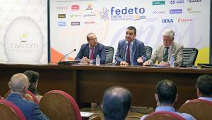 El Gobierno regional apadrina la fusión de las dos asociaciones de empresas de avicultura de puesta en Castilla-La Mancha unidas bajo el nombre de AVICAM