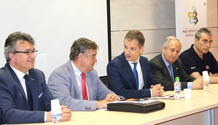 El Gobierno regional ensalza el trabajo del Grupo de Investigación Espacial de la UAH y destaca el apoyo a la I+D+i recuperado en esta legislatura