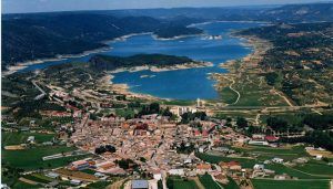 El Pleno de Sacedón aprueba una nueva moción en contra del trasvase aprobado por el Gobierno, con el PP ausente por abandono