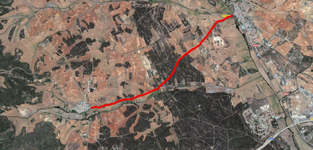 En Fuentenava de Jábaga, invirtiendo, acortan distancias con nuevas vías asfaltadas.