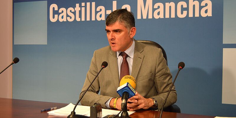 Godoy pide al Partido Popular que reflexione sobre la actitud de bloqueo que ha adoptado Mariscal ante los proyectos promovidos por la Junta