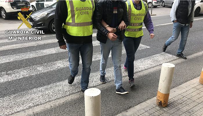 La Guardia Civil detiene a tres personas relacionadas con un homicidio en grado de tentativa ocurrido en La Manchuela conquense en el año 2015