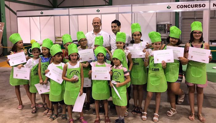 La primera edición de `Master Ajo Junior´ arrasa entre los más pequeños