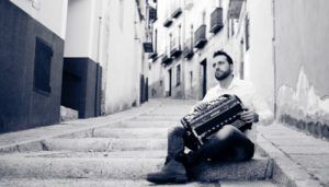 La programación musical de la semana culmina en Cuenca con un trío de jazz junto con el acordeonista Daniel Pérez Huelves