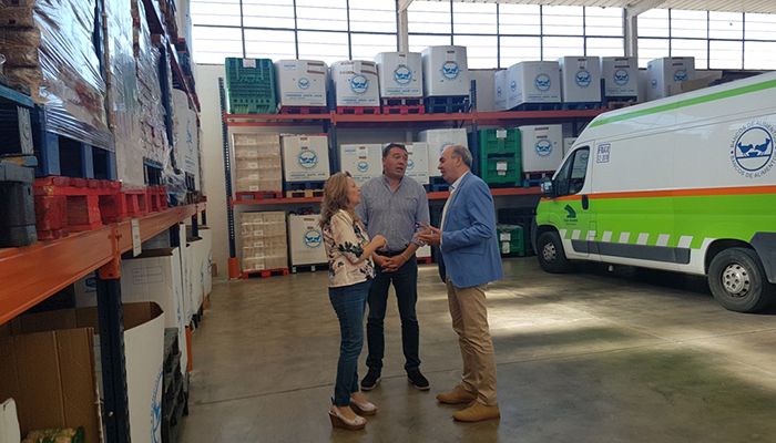 Latre “La Diputación seguirá colaborando con el Banco de Alimentos mientras las personas necesiten ayuda”