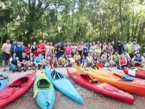 ms de 50 piragueistas disfrutaron del v descenso popular del tajo en la edicin con mayor caudal que se recuerda