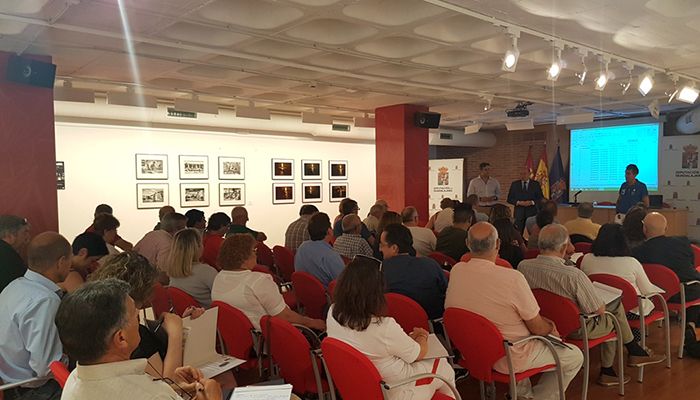 Más de medio centenar de alcaldes y concejales se forman sobre la Ley de Contratos en un curso organizado por la Diputación de Guadalajara