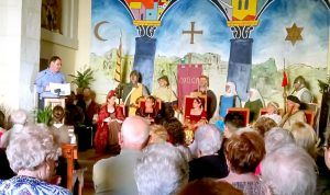 Prieto felicita al pueblo de Cañete por llevar veinte años apostando por la Alvarada como su seña de identidad y parte de su historia