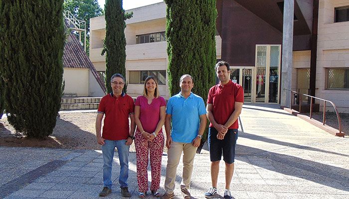 Profesores de la UCLM, premiados por un artículo sobre formación integral en Ingeniería de Software