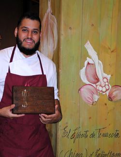 Ramces González, gana el X Concurso Nacional de Cocina `Ajo Morado de Las Pedroñeras´