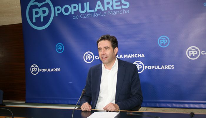 Robisco acusa a Page de llevar figurantes al hospital de Guadalajara para tratar de engañar a los ciudadanos