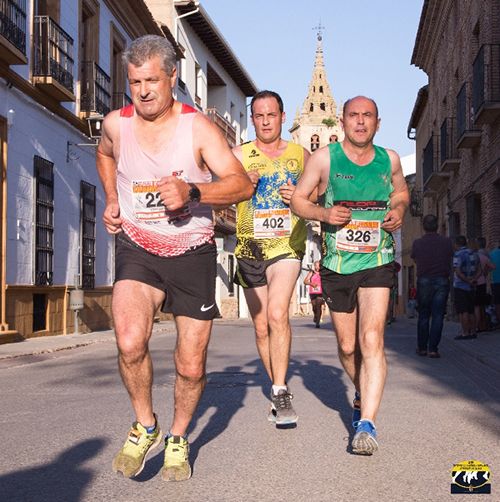 Saúl Ordoño y Elena Pérez se imponen en Villanueva de la Jara en la duodécima cita del XVI Circuito de Carreras Populares 1 Saúl Ordoño y Elena Pérez se imponen en Villanueva de la Jara en la duodécima cita del XVI Circuito de Carreras Populares