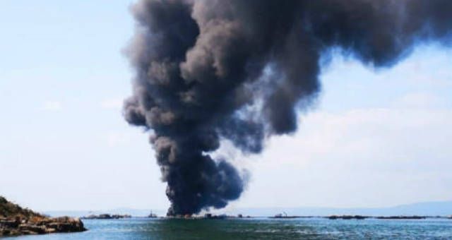 Un matrimonio de Guadalajara, herido muy grave en el incendio del catamarán en Galicia