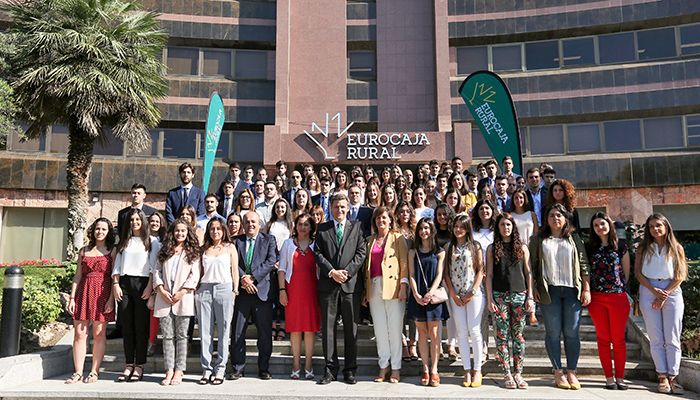 Un total de 96 universitarios comienzan sus prácticas en Eurocaja Rural