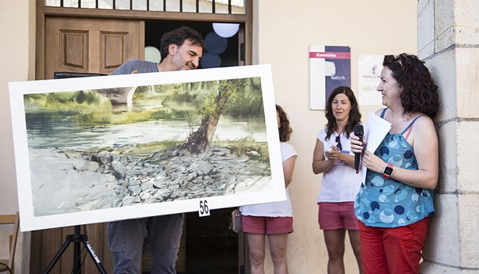 Una imagen veraniega de la terraza del Mesón se hace con el Primer Premio del XVI Concurso de Pintura Rápida de Trillo