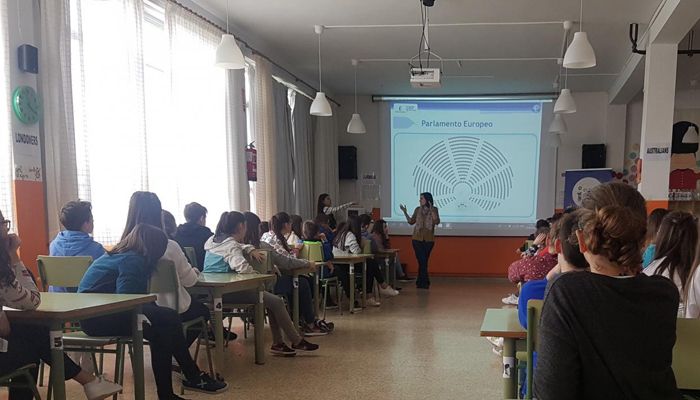Cerca de 1.600 escolares podrán participar en las actividades de inmersión lingüística en inglés en Carboneras de Guadazaón 1 Cerca de 1.600 escolares podrán participar en las actividades de inmersión lingüística en inglés en Carboneras de Guadazaón