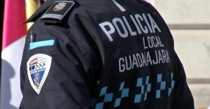 Detenida una joven de 19 años en Guadalajara por agredir a un agente