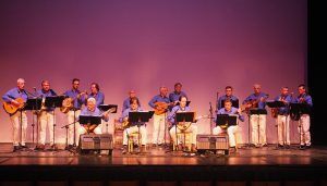 El Grupo Torcas trae esta noche a la Plaza de la Merced ecos primaverales con sus canciones de ronda y mayos