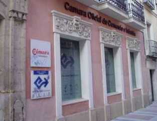 El PP de Guadalajara se vuelve a indignar con Page por gastarse 121.000 euros en liquidar la Cámara de Comercio, tras dos años sin pagar a los empleados