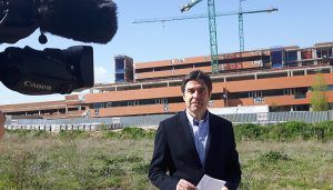 El PP exige explicaciones en las Cortes sobre los ‘obreros figurantes’ que van con Page cuando visita las obras del Hospital de Guadalajara 2 El PP exige explicaciones en las Cortes sobre los ‘obreros figurantes’ que van con Page cuando visita las obras del Hospital de Guadalajara