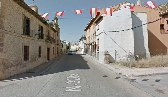 Heridos dos hombres por la explosión de una bombona de butano en Tendilla