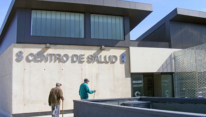 La escasez de personal sanitario satura los centros de salud y afecta también a municipios como El Casar o Marchamalo