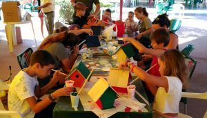 La Junta y el Ayuntamiento de Atalaya del Cañavate organizan un taller de cetrería para los más pequeños de la localidad