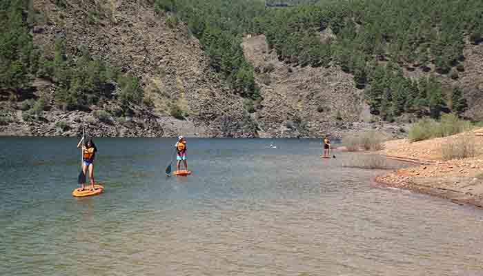 La presentación de un libro y las piraguas en El Vado inician la Semana Cultural y deportiva de Tamajón