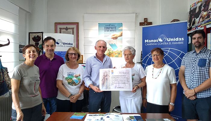 Manos Unidas recibe la recaudación solidaria de las visitas a la villa romana de Noheda