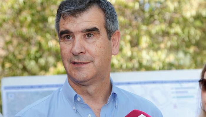 Román lamenta que la Junta haya retrasado tres años la aprobación del convenio del Campus