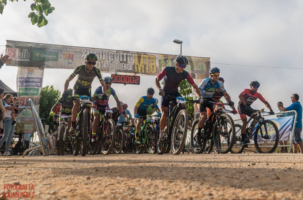 Iván Ruiz y Carla Fernández ganan en El Peral en la 12ª cita del XI Circuito MTB Diputación de Cuenca 2018 1 salidamtbelperal e1534961779717
