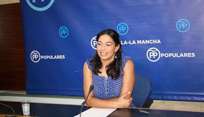 Alonso denuncia que Sánchez copia a Page y propone coartar la libertad de los padres para escoger la educación para sus hijos